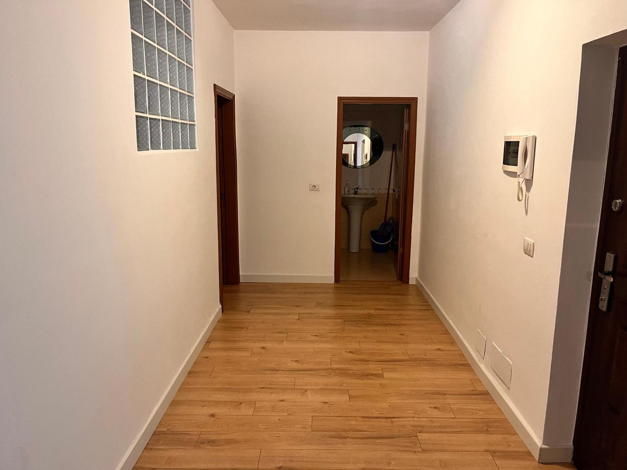 Apartment Shining *