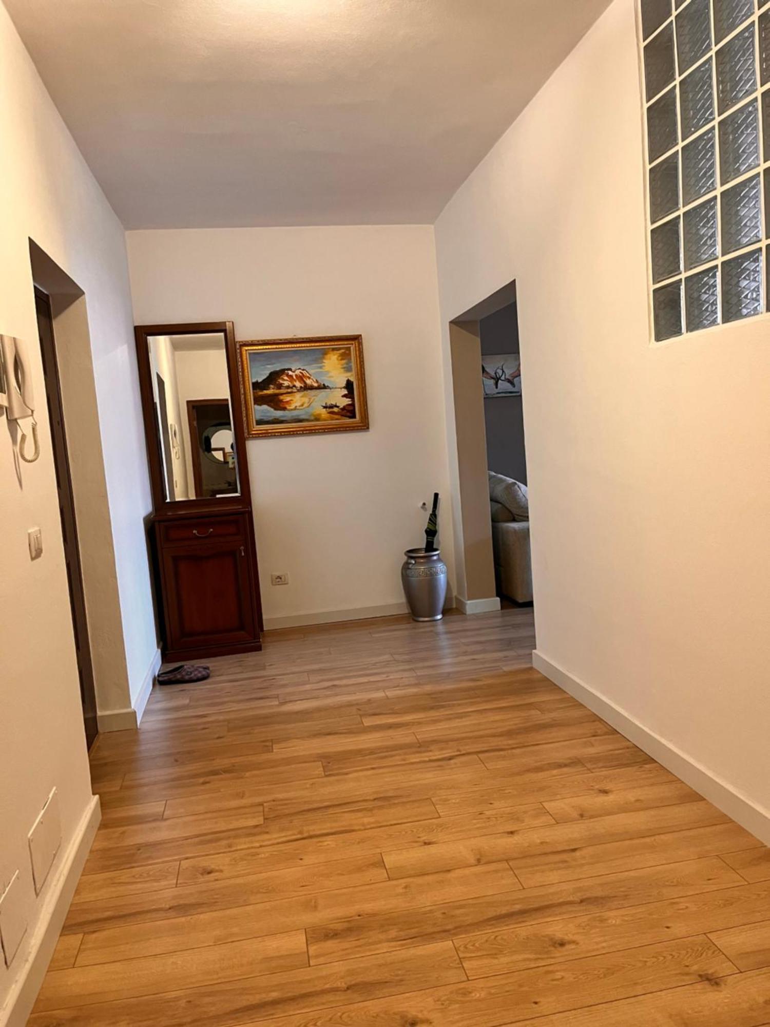 Shining Apartment Shkodra