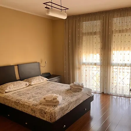 Shining Apartments Shkoder Exterior photo